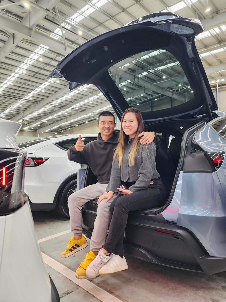 TeslaAUNZ's tweet photo. Model Y L deliveries have begun in New Zealand 🎉

Congrats to our owners https://t.co/jXxVtp8SfZ