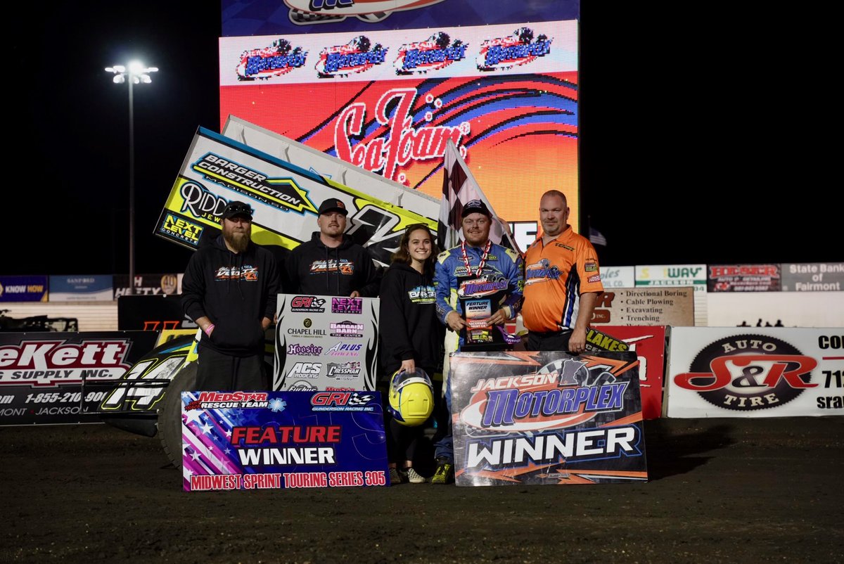 jacksonmotorplx's tweet photo. RECAP: Barger, Yeigh, Anderson and Rogotzke Top Jackson Motorplex Season Opener During Round 1 of the @HeimanFire Mayhem Summer Series!

Read more at https://t.co/8qgnNqjG13 https://t.co/J2UFD7ZAyN
