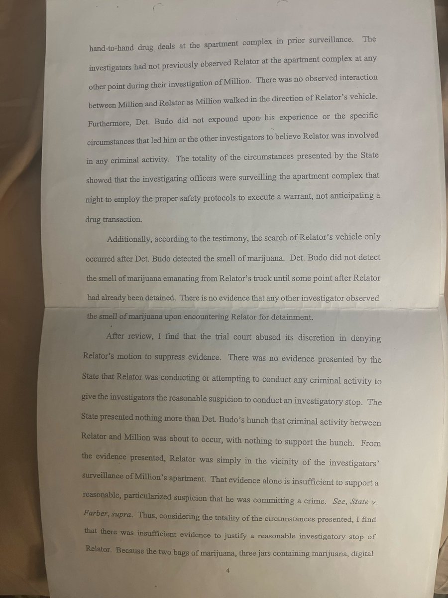 MeSwitched's tweet photo. @ElofsonJess Yes it’s a psyop to get us to allow the police force to have standing armies the disregard our rights, and the courts back it up, if you don’t lay down your incompetent, then they will hide it with a rushed faulty illegal plea to protect their own, they are a mob https://t.co/vH7WFY8AZN