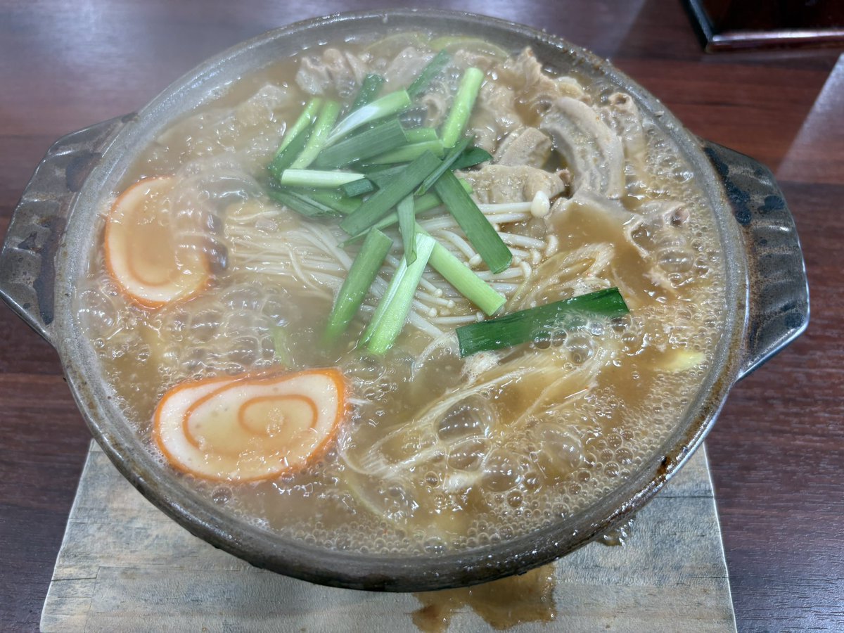 Sadowsky37's tweet photo. 本日有休で富山✈️
サウナ前の腹ごしらえ、小杉駅はつ花でもつ煮込みうどん(糸庄出身のお店) https://t.co/AO41j1kGOU