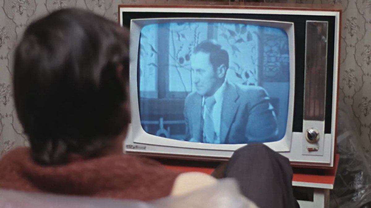 sovietcine's tweet photo. Televisions in Soviet Cinema https://t.co/qH3nfH9V96