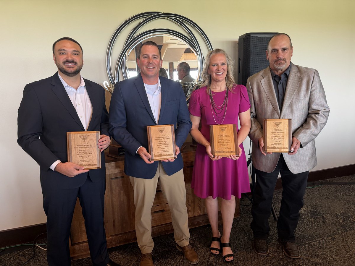 JeffcoAthletics's tweet photo. Great day to honor Jeffco’s assistant coaches, coaches &amp; athletes of the year today. And thanks to @9Preps &amp; @JimmieSearfoss on coming out to The Vista at Applewood. Look for the story on the Prep Rally. #copreps https://t.co/kVuJmseQYK