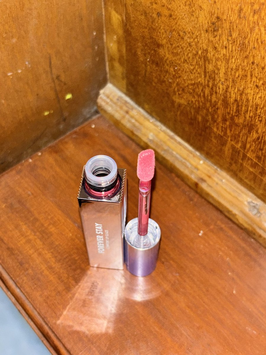 pineappleavo's tweet photo. WTS WTB
Makeover lip glazed shade D24
💸60k nego
https://t.co/77c0nBCgfX

Somethinc lip glazed shade sassy
💸 55k nego
https://t.co/eqRDn25yiX

#zonuang #zonajajan https://t.co/MMuKwkVauV