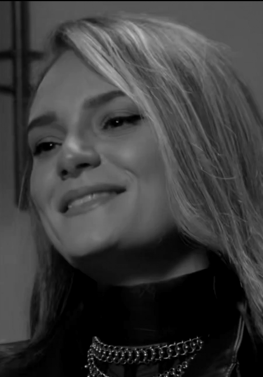 OwnsMeAlways's tweet photo. Mistress @Oksana_Saville from Uncensored Podcast Season 3 Preview with @MxTomie_Digital https://t.co/4x5NZ5Hg6R