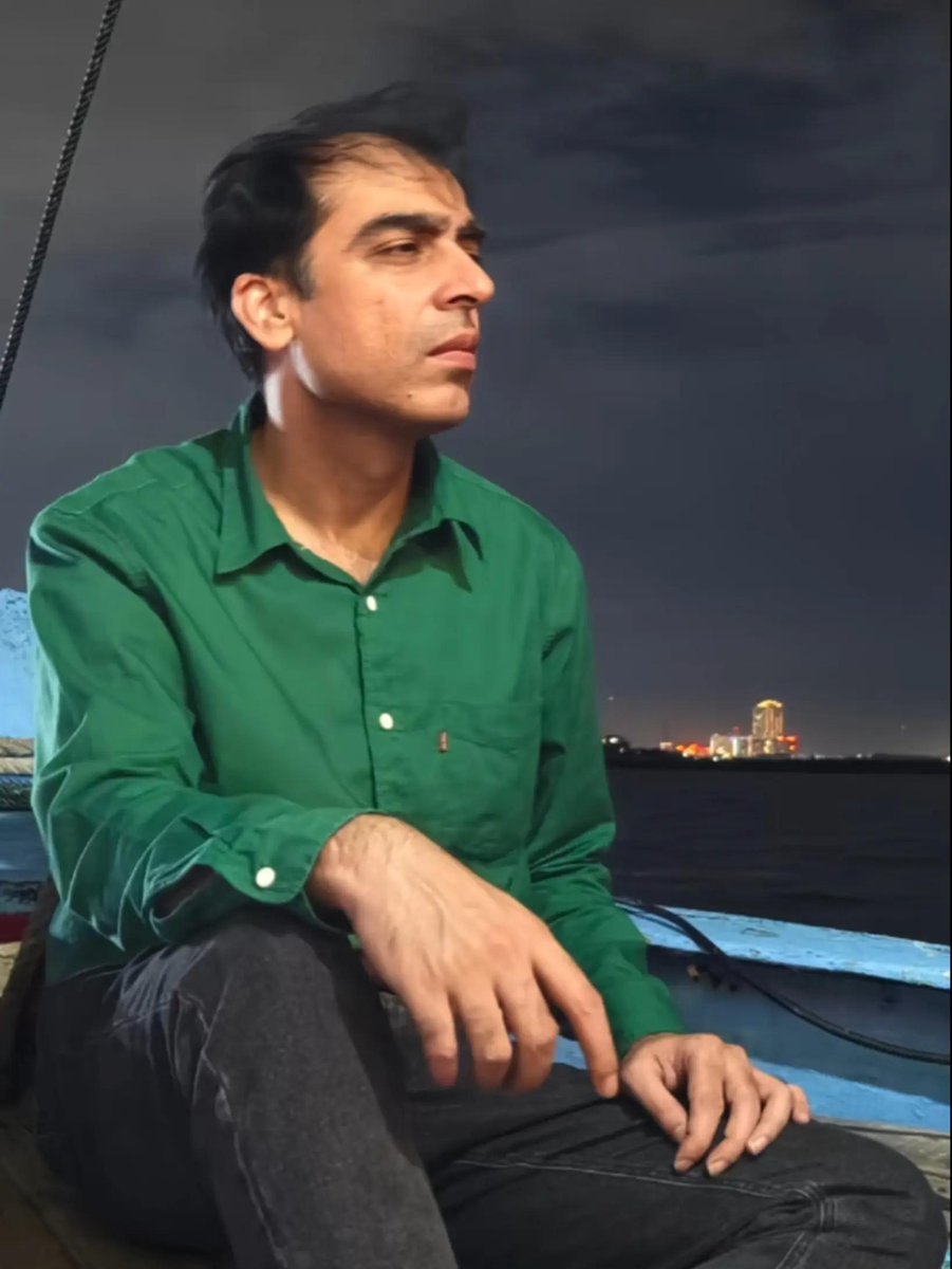 BaronVMiring's tweet photo. Muhammad Qasim has seen in many dreams exactly how Islam and Muslim Ummah will rise again in the entire world. This is also present in many hadiths of Prophet Muhammad SAW, and predictions made by popular Islamic Scholars.

More info : https://t.co/QrLeg58PQa https://t.co/mKUm3uADC4