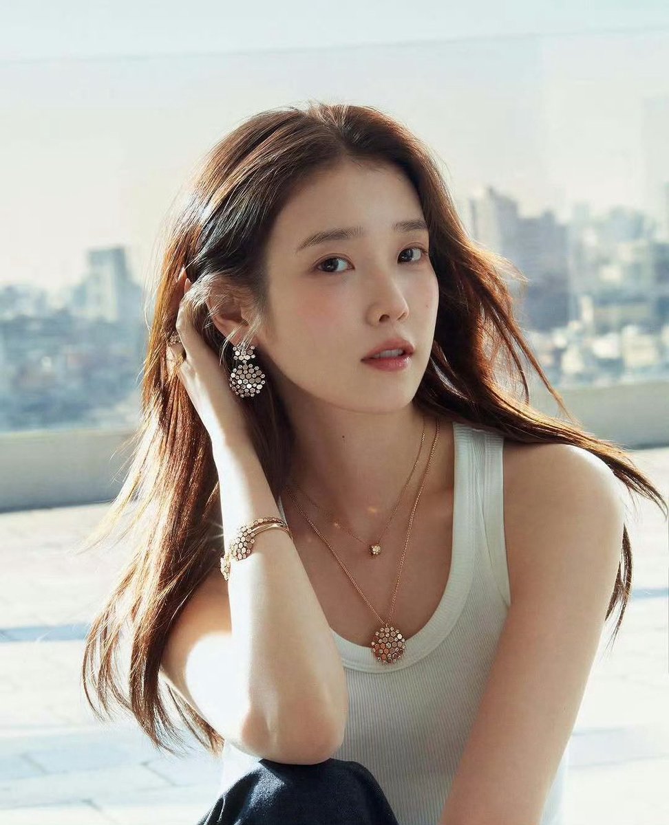 springuaena's tweet photo. Pretty pretty baby
#IU https://t.co/okr0wrjsoA