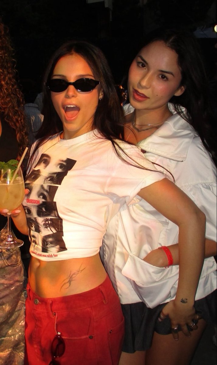 kendramerced's tweet photo. inde and megan oh my god https://t.co/vHsxcz1637