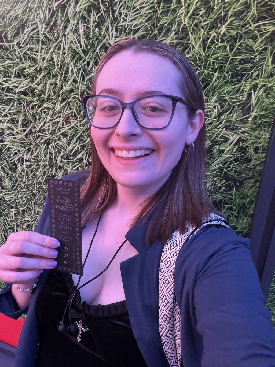 christina tweet media