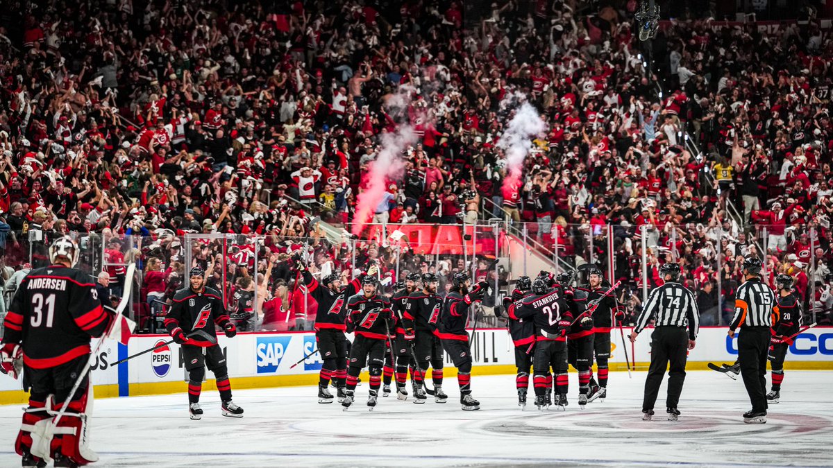 Canes's tweet photo. Are you not entertained?! https://t.co/spc1veOczJ
