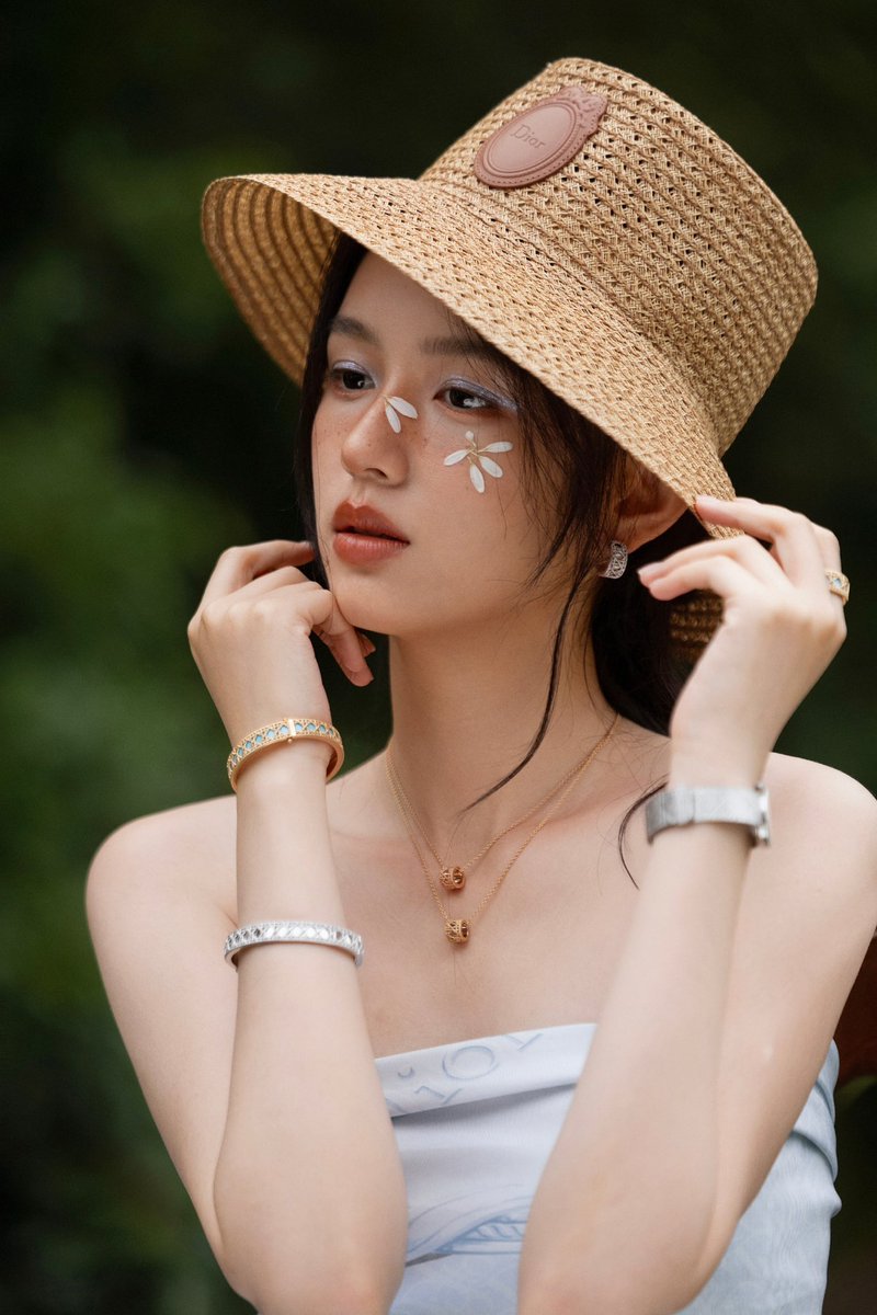520lens's tweet photo. 260605

Zhou Ye's team shares B-Cuts from her photoshoot with GRAZIA China for June 2026 issue

#ZhouYe #周也
#GRAZIA https://t.co/EoseCHxbBs