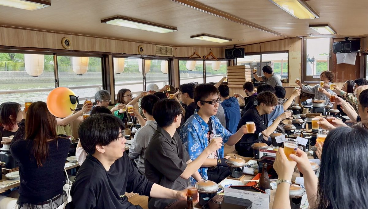 CLOVERS_en's tweet photo. #CLOVERS is taking a day off of game development to hold a little studio party 🍻

Our teams in Tokyo and Osaka are all celebrating aboard yakatabune cruises 🚢
The person behind this account is about to get a little tipsy too, so that's all from us today 🤭
Have a great weekend! https://t.co/vOrqWcYkLk