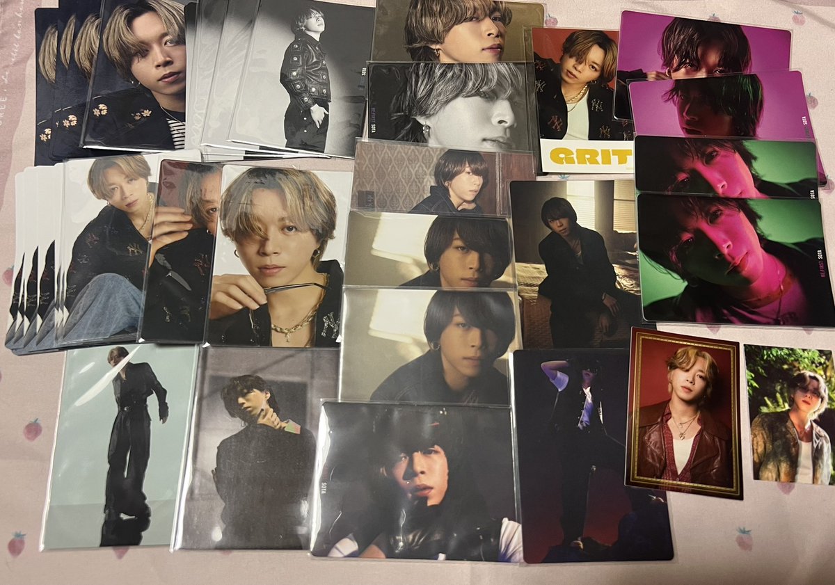 bf_j0523's tweet photo. BE:FIRST グッズ

譲　ソウタ🐬
求　ジュノン

当方求めてるトレカは固定ポストご覧ください。

郵送または今後の現場にて🍀

#BEFIRST交換 https://t.co/8DzGKsF9sx