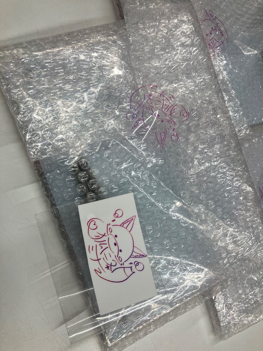 ご縁がございまして今日手元に届きました🦊 まさかすぎてマジで