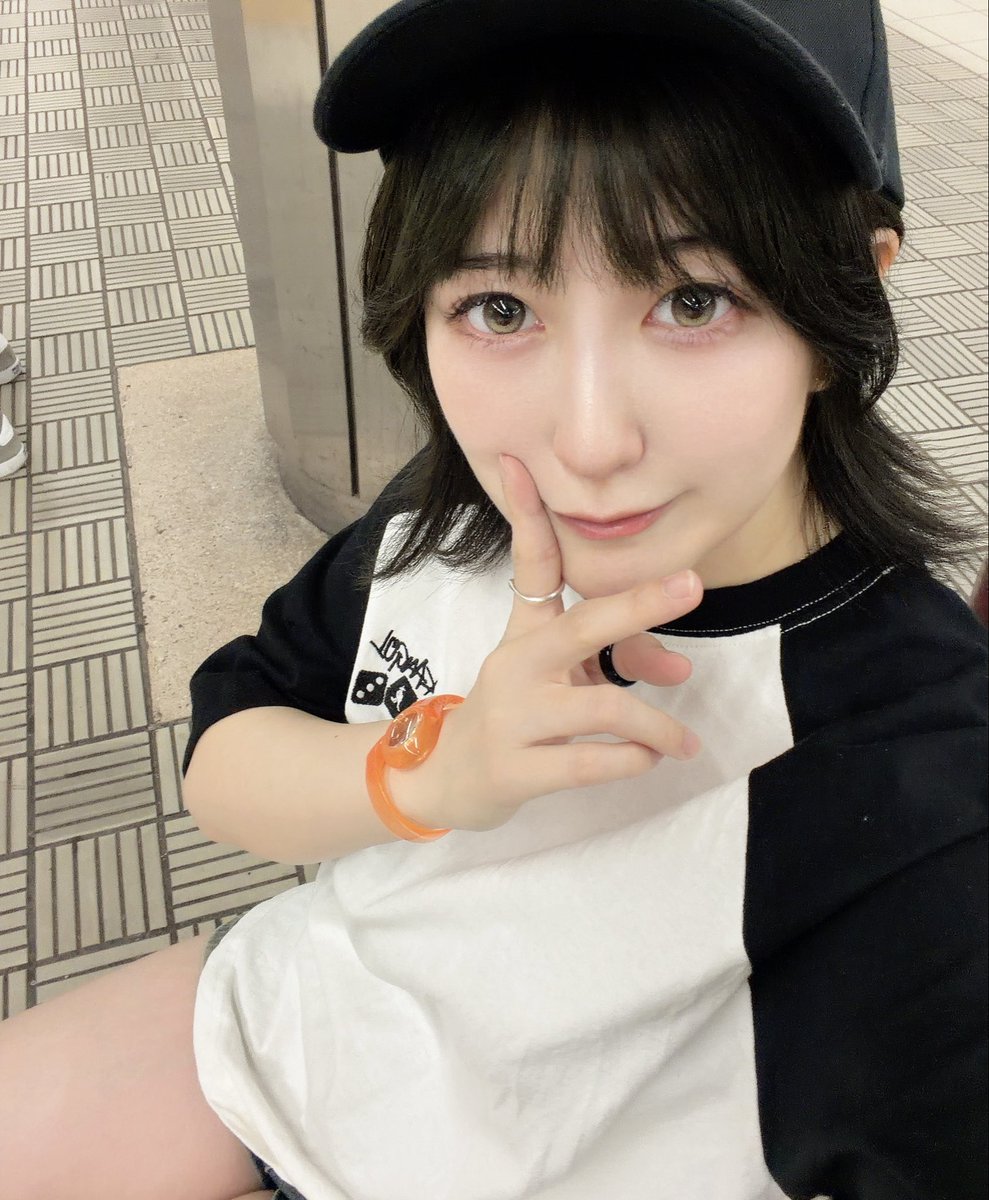 mahjong_oniku's tweet photo. ねみちゃんわず🍅💗💗💗

今日は🧢かじゅあーる♪
早めにぱいらんど到着してます🍍🀄🌈
待ってるよぉ❣️ https://t.co/XqzT90fAlx