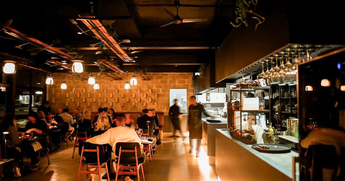 theinsideguide's tweet photo. Sizzling restaurant specials to get you through Cape Town in winter. https://t.co/lUI7p0vgz0 https://t.co/bSr2ZGeocs