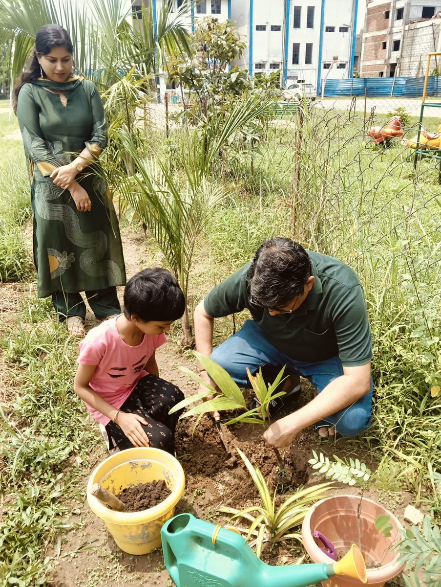 KVBorjhar's tweet photo. Protect Nature, Preserve Life 🌍

World Environment Day 2026🌱

Plantation Drive at PM SHRI KV AFS BORJHAR✨
The future is green—let’s grow 
together. 🍃
#EkPedMaaKeNaam #WorldEnvironment Day #GreenCampus @KVS_HQ @GuwahatiKvs @EduMinOfIndia https://t.co/LlTkAYuU7s