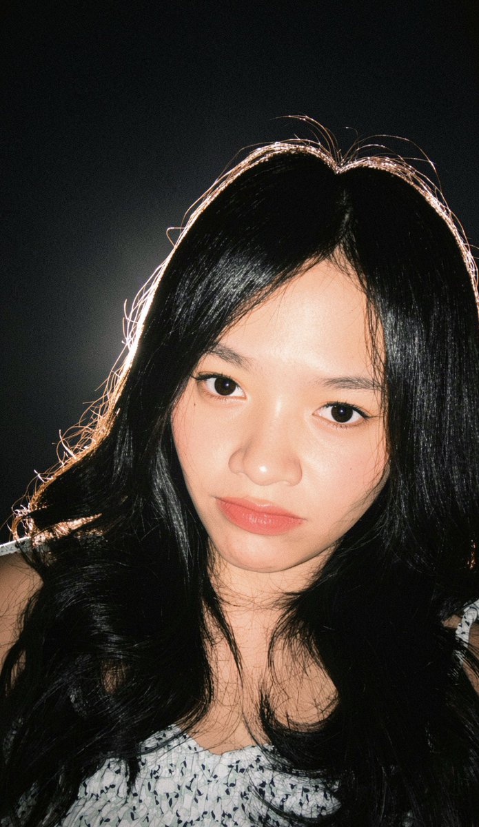 evikachu_'s tweet photo. anti ngemis-ngemis, kalo emang bukan aku orangnya, yaudah byeee😘 https://t.co/BfaYouQuyE