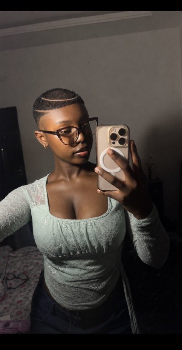YabaLeftOnline tweet media