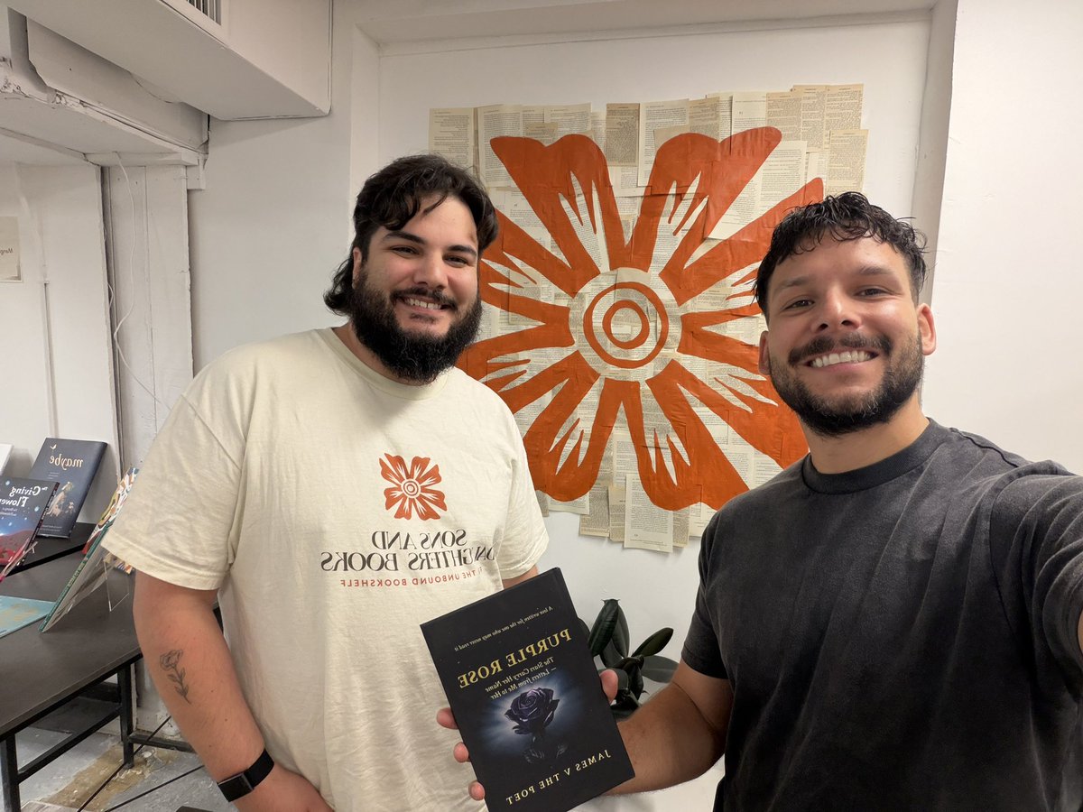 JamesVThePoet's tweet photo. A conversation about poetry led me to Sons &amp; Daughters Books on Melrose Ave.

A wonderful independent bookstore founded by poet Raine—and now home to Purple Rose. 🌹📚

#Poetry #IndieBookstore #IndieAuthor #LovePoetry #RaleighNC https://t.co/MHVvV5u4aT