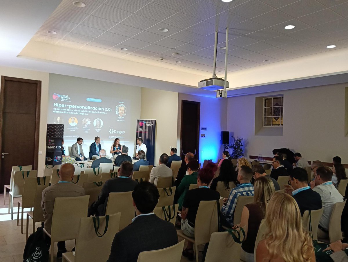 dingus_corp's tweet photo. 🌐 Dingus en el #GlobalRevenueForum Madrid 2026
📈Paula Servera en el panel 'Hiper-personalización 2.0': datos y tecnología como estrategia real de ingresos.
#dingus #SmartChannel #tecnología #datos https://t.co/wEzqXspeu1