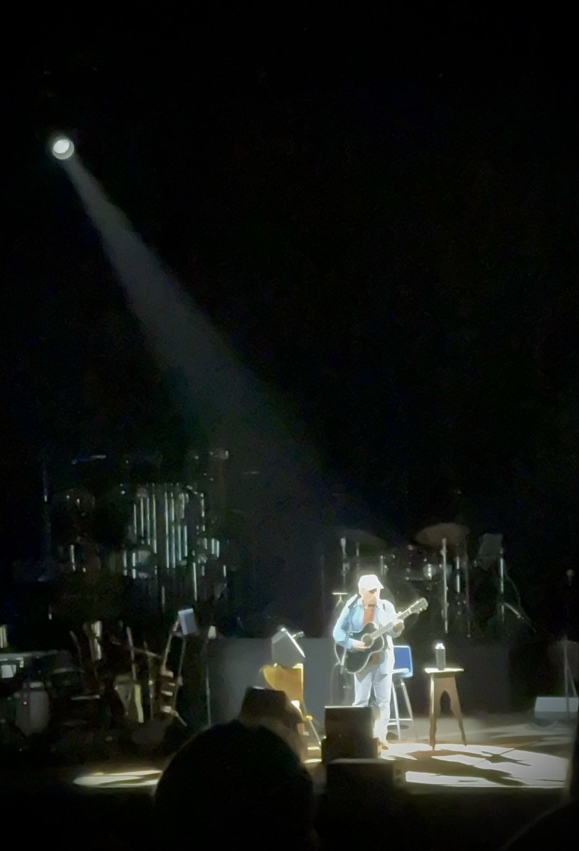 elendiel's tweet photo. Hello darkness, my old friend 🎶 https://t.co/tEW1RSUJki