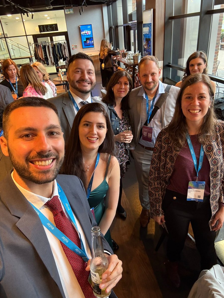 EMEUNET's tweet photo. Thank you to everyone who joined the EULAR Family Dinner yesterday evening 💜
A lovely evening spent catching up with friends and colleagues from across the EULAR community ✨

#EULAR #EMEUNET https://t.co/OxoweyehmN