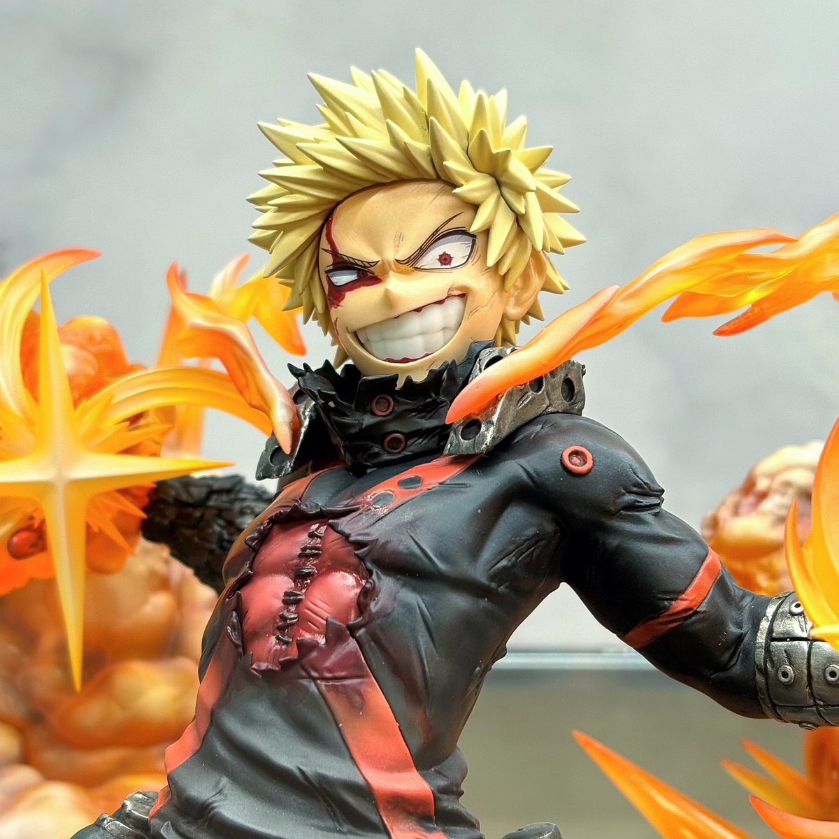 iiittt_7's tweet photo. ARTFX J 爆豪勝己 FINAL SEASON Ver.
彩色展示💥💥

これは良すぎる…🤦🏻‍♂️
彩色なくてもかっこよかったのに彩色付いたらさらにかっこよさが…🔥
ショートに引き続き絶対に予約させてもらいます💪🏻

#僕のヒーローアカデミア
#ヒロアカ https://t.co/iuEdp3H3BH