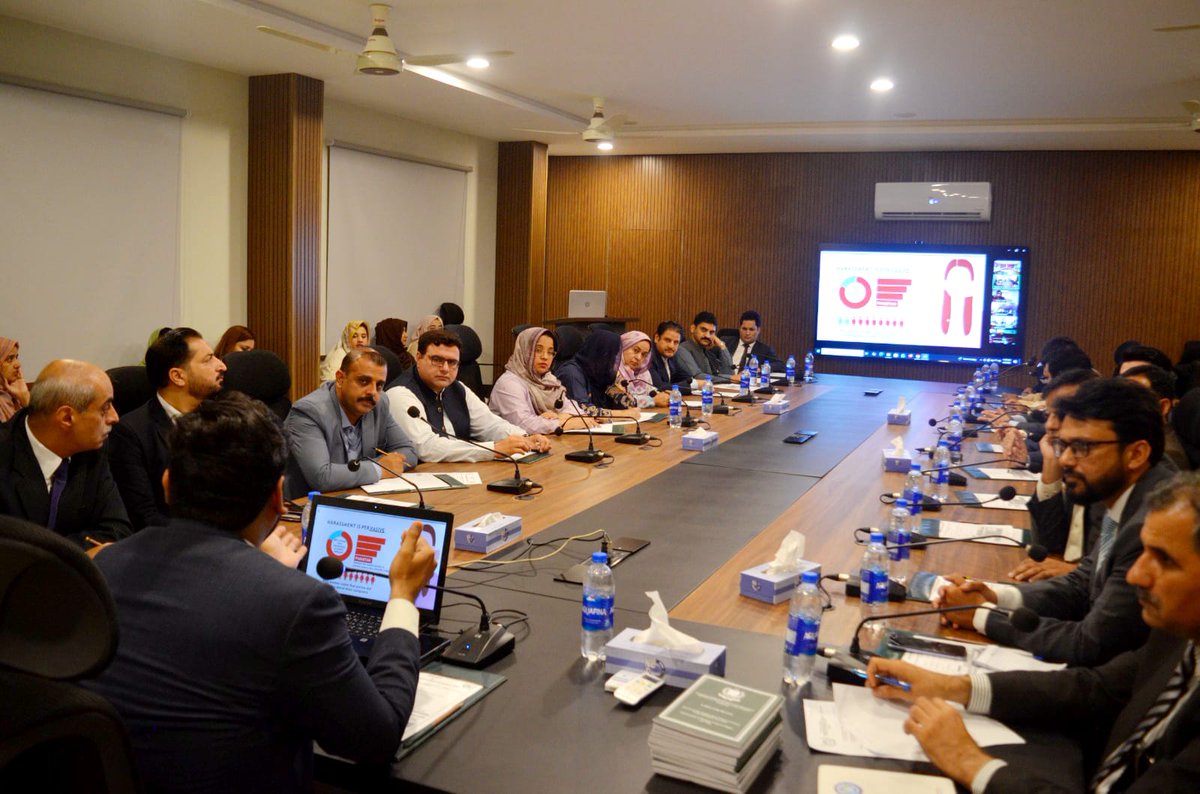 fospah's tweet photo. Reinforcing workplace #integrity, #accountability and #compliance, an awareness session was conducted at the Pakistan Anti-Corruption Academy (PACA), Islamabad, focusing on preventing workplace harassment and promoting safe, respectful and dignified working environments
#FOSPAH https://t.co/VlYIR9S88i
