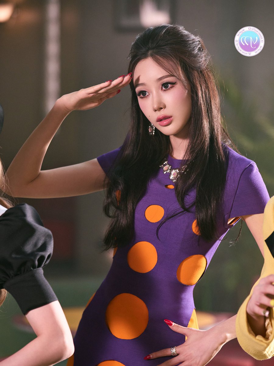 aespapic's tweet photo. #GISELLE weverse update https://t.co/z8lshngyfF