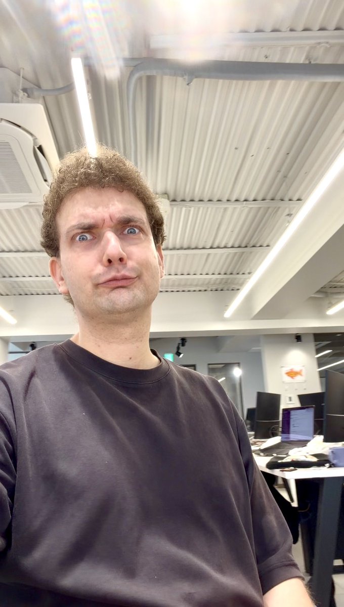 simon64165999's tweet photo. これからYouTube撮影じゃお https://t.co/mNBMwWt2sf