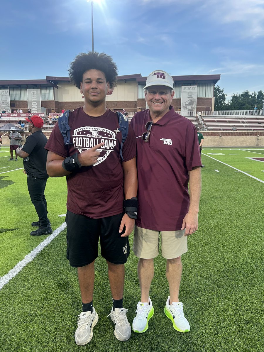 BCarter2027's tweet photo. Had a great time at @EKUFootball it was a great camp with a great learning experience and coaching staff. @RhinoJack9956 @jaxegan_ @andrew_ragains @CoachRav @Coach_IMcClain @LMHSCoach_T @CoachBrossartLM @LMHSAthletics @TimRecognition @PrepRedzoneKY https://t.co/lBEgUvdOON