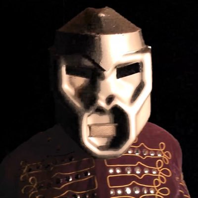 fandompulse's tweet photo. YouTube scooper Doomcock chimes in on the Stargate cancelation:

"The cancellation of Stargate is a DISGRACE.  In fact, it's practically OBSCENE compared to the absolutely worthless and insulting Rings of POWAR.  Let's shame these idiots into FIXING THIS!"

Did Amazon just unite the entire internet against them?