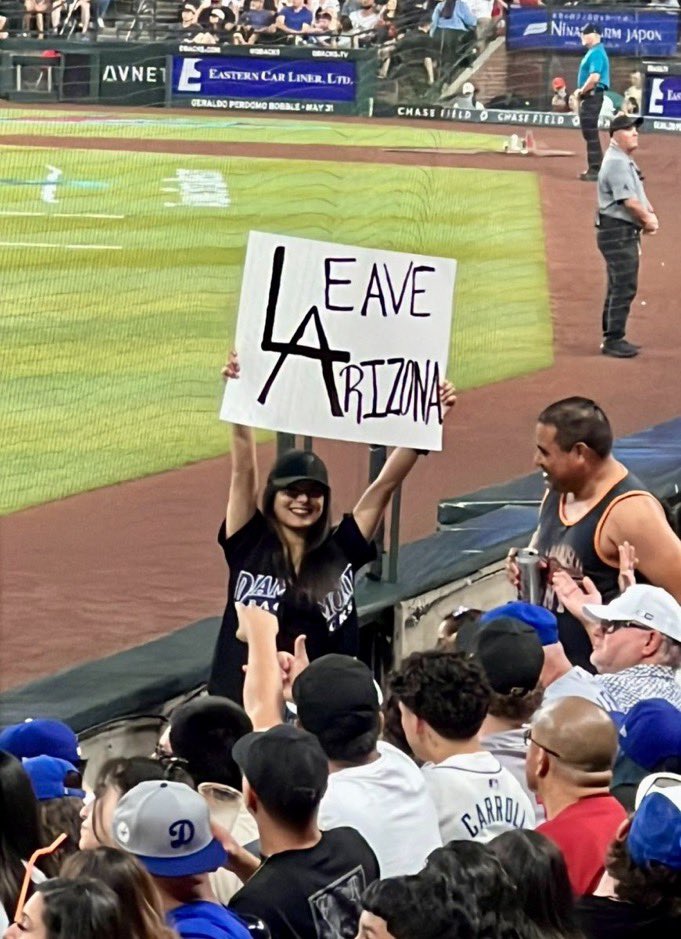 Valleyheat1968's tweet photo. @Dodgers Get the fuck out 📢 https://t.co/7G6Iis77CI