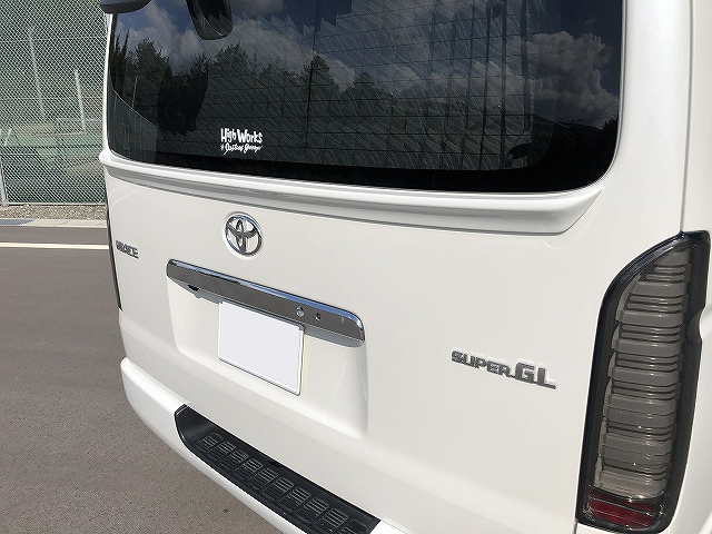 HighWorks_taka's tweet photo. #200系ハイエース ワイドボディ用リアウィングです。
https://t.co/3cXRZIgb0h
2018年販売開始の人気商品です!
4型以降ハイルーフなどエンブレム位置が異なるモデルには専用品をご用意しております。
ご注文時はお間違えないようお願いします。
#HighWorks #ハイワークス
#日本製エアロ https://t.co/mW4UkmKDXL
