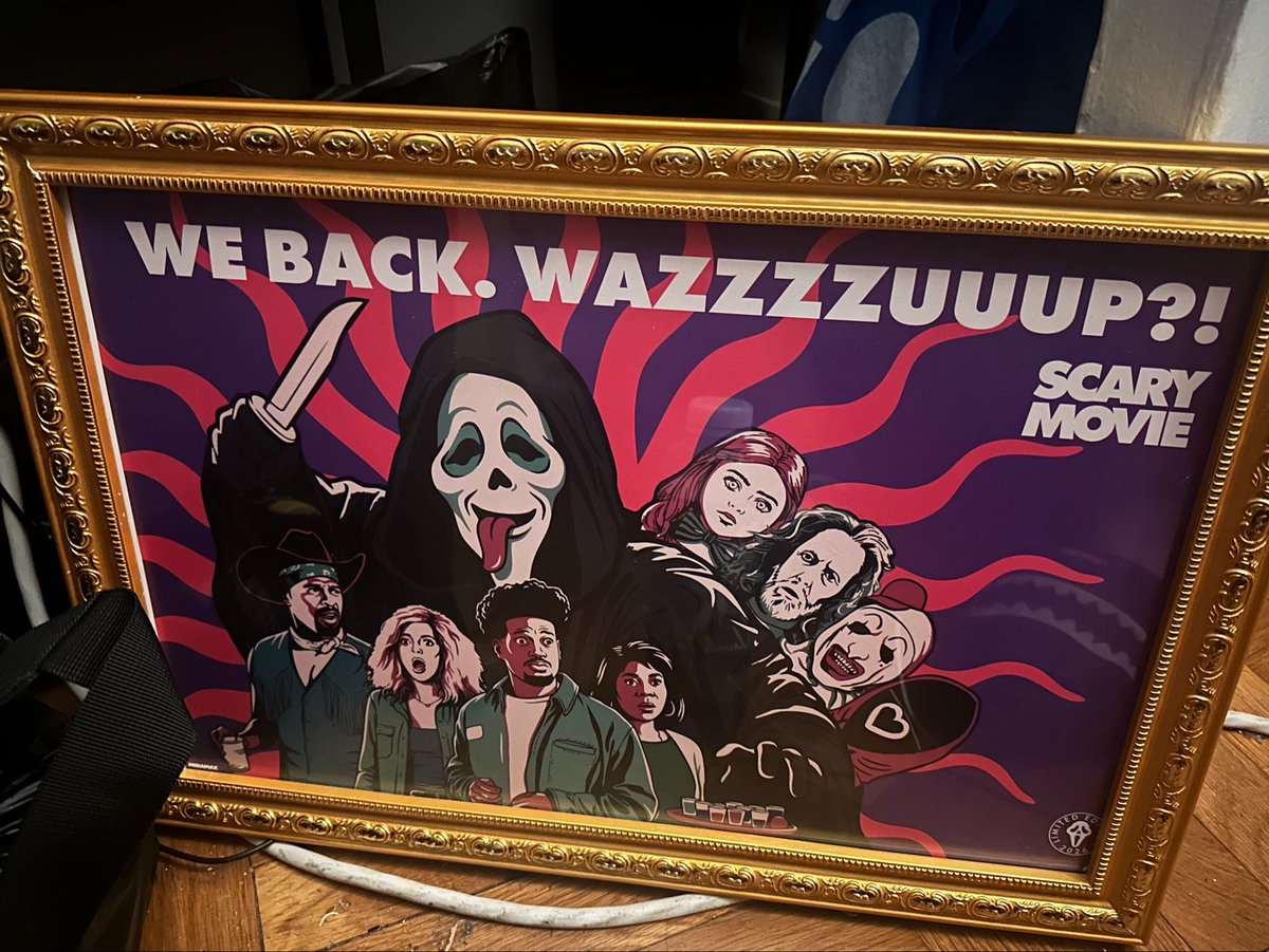 XstaticPrince's tweet photo. @yosoymichael I even framed the poster they gave me at the screening already ❤️😍
Also, wasn’t mad at you, I actually really fond of you, but for the love of the culture some things are better to be left unsaid:) https://t.co/n1zugVtr28