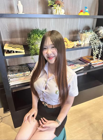Hritik00344746's tweet photo. ไม่ได้เข้าถึงยาก…แค่ไม่เปิดให้ทุกคน https://t.co/gS3Js3hrne