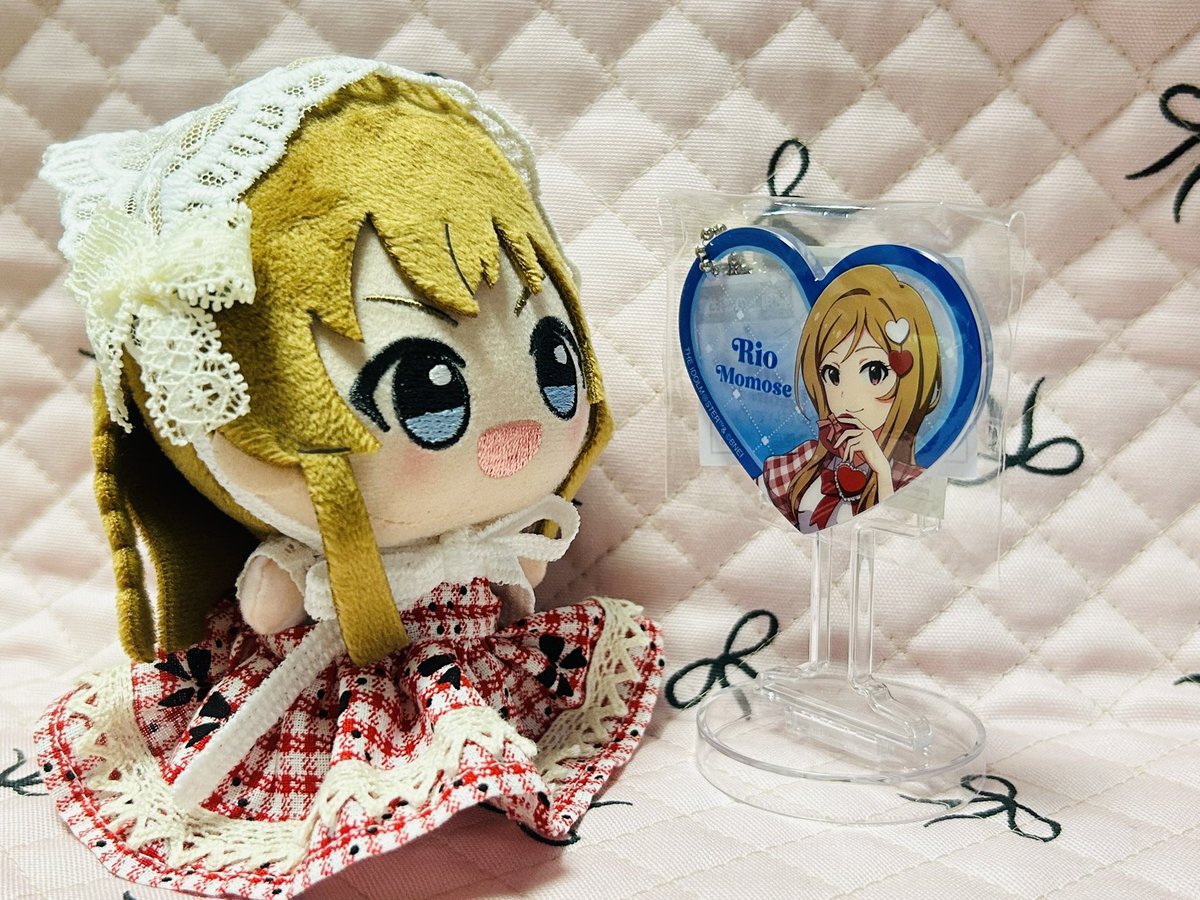 ハートのアクキーもめっちゃかわいい…。 自分用と友人用に莉緒さんもう 