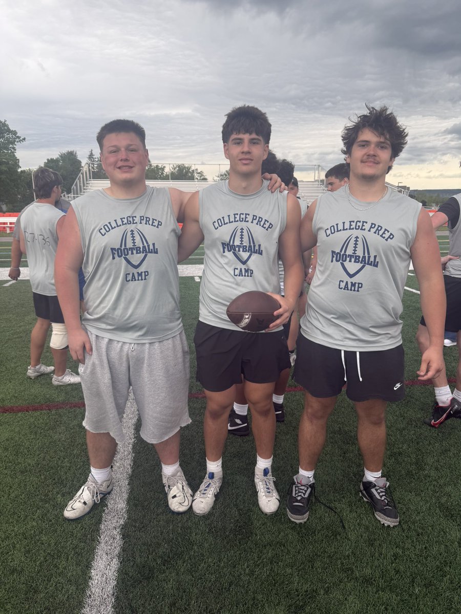 EthanDedvukaj's tweet photo. Had a great day this past Sunday competing at the College Prep Showcase at Utica College. Got a lot of great reps and talked to a lot of coaches, looking forward to what the future holds @MahopacFB @Mahopac_AD

@johnny_feaver_ @Chish0316 https://t.co/sXtm27bXkR