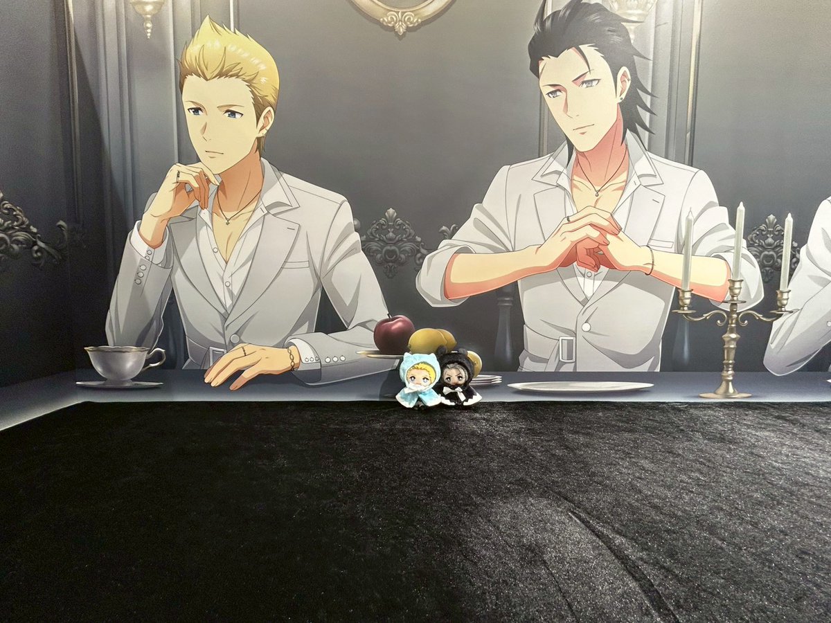 KVoice51's tweet photo. えへへ〜担当並んでるの嬉しいね https://t.co/DbjNtp9ZcA