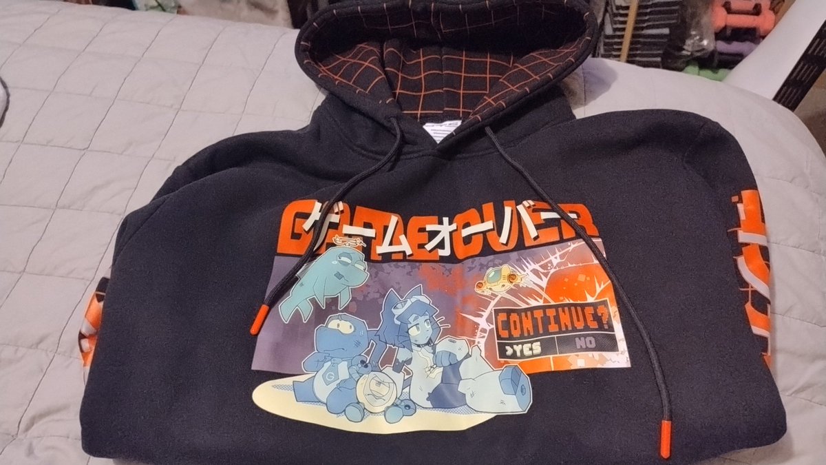 Agaion_'s tweet photo. OMG!!! It's sooo comfyyy!!!!! Just recieved it Moments ago. @glitch_prod
#gameoverse #TeamSyntax https://t.co/bBr1HSw2sq