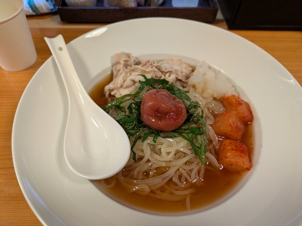 marunaka's tweet photo. 冷麺バカうま https://t.co/CdKcz8ai1O