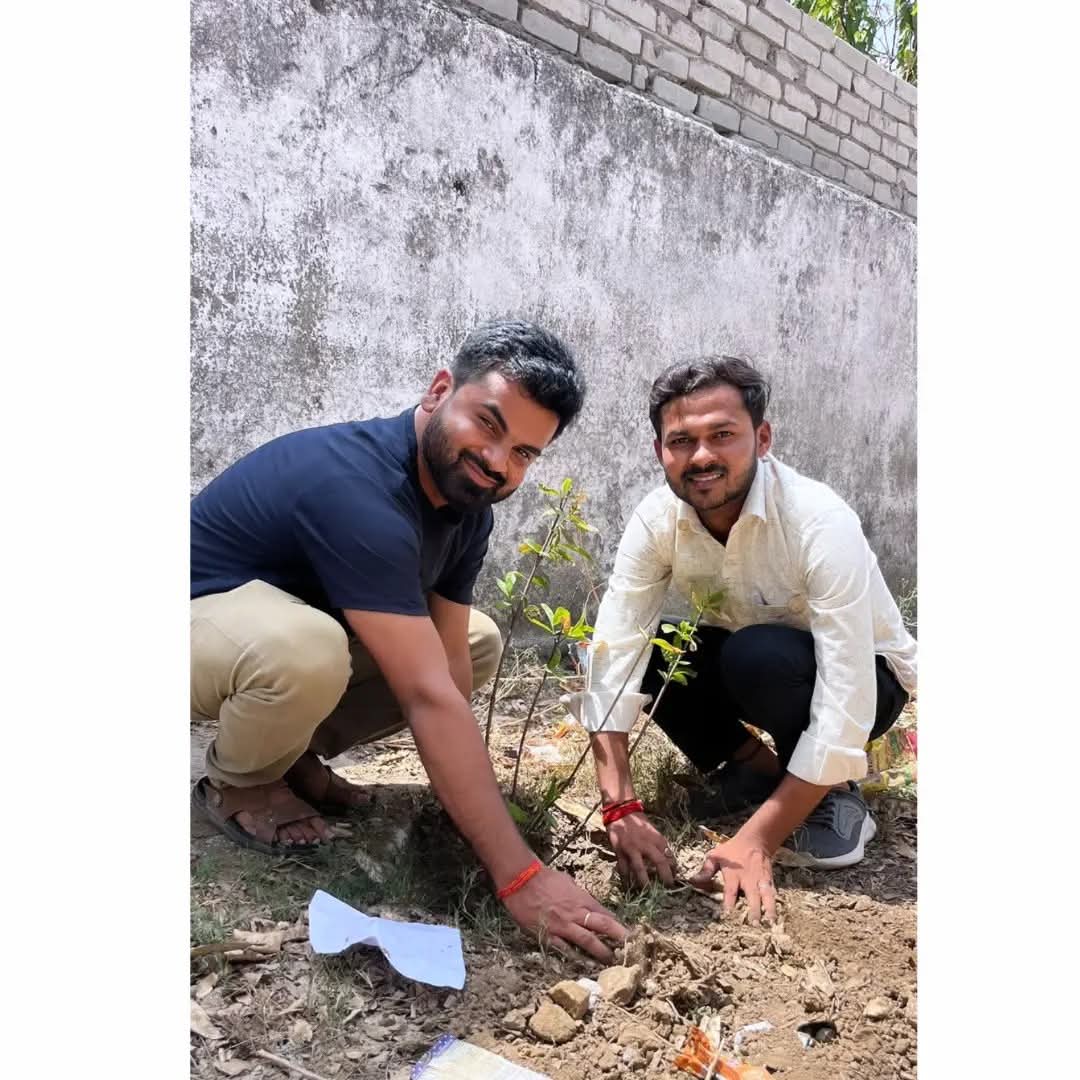 SSatnami123's tweet photo. विश्व पर्यावरण दिवस की हार्दिक शुभकामनाएं। प्रकृति हमें जीवन, ऊर्जा और संसाधन प्रदान करती है, इसलिए इसका संरक्षण करना हमारा प्रथम कर्तव्य है। आइए, एक हरित, स्वच्छ और स्वस्थ भविष्य के निर्माण के लिए आज यह संकल्प लें कि हम पर्यावरण के प्रति सदैव जागरूक और जिम्मेदार रहेंगे। https://t.co/uIB1qPW6kp