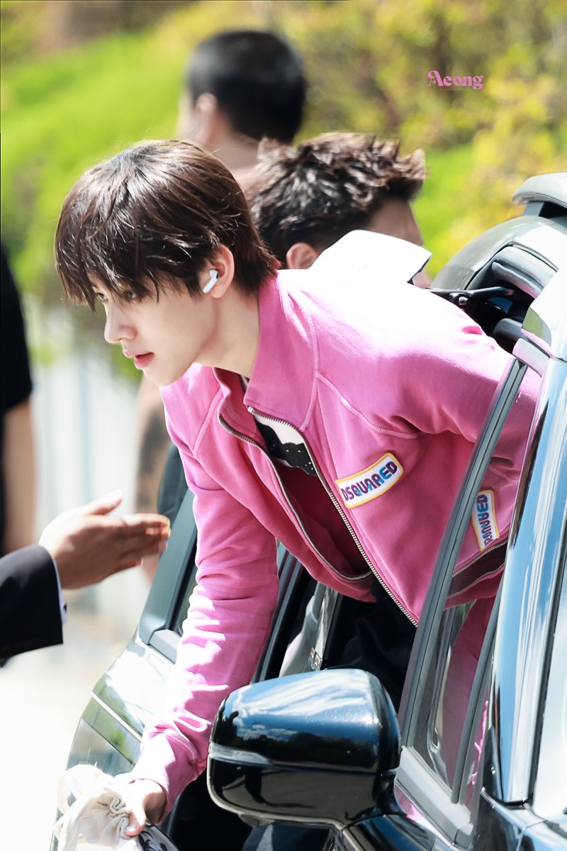 Aeong_0113's tweet photo. 260605

#성현 #SEONGHYEON
#코르티스 #CORTIS https://t.co/7WRvH6bY9W