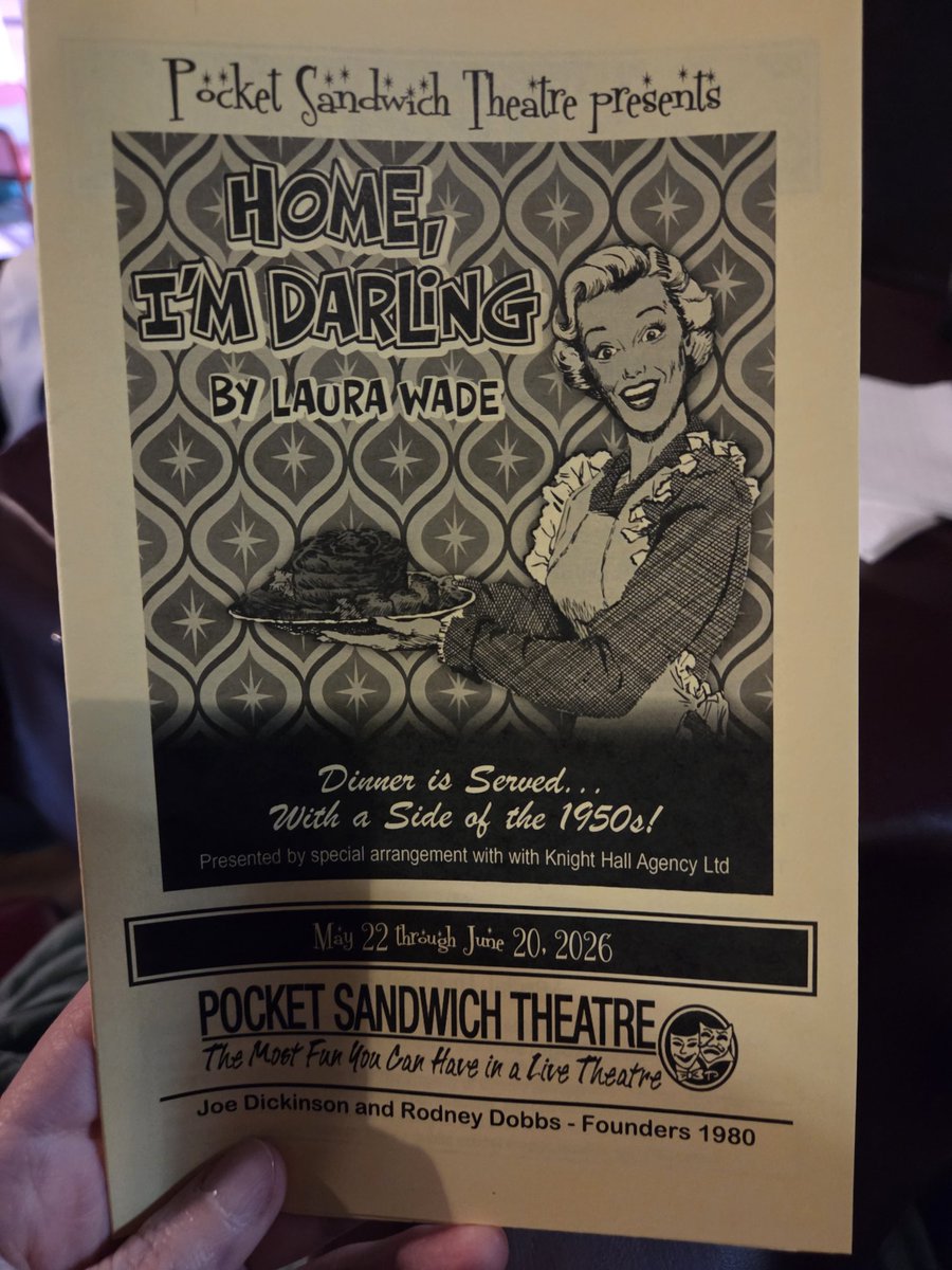 MarianneDHobbit's tweet photo. I saw Home, I'm Darling at the Pocket Sandwich Theatre tonight to see the wonderful @KateZerbian as Fran, and it was a delight!!
Definitely catch a show if you can; and if you too, want to see Kate, she'll also for sure be performing next Friday, the 12th! https://t.co/AJZdB1jU9E