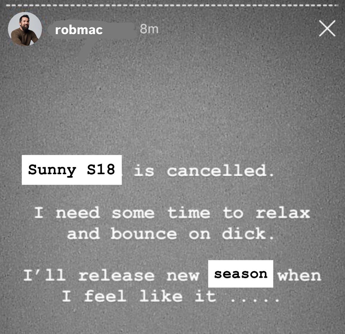 ruemennd's tweet photo. Rob Mac after getting back his phone from his son and deleting the ama https://t.co/dzjvZib3wl