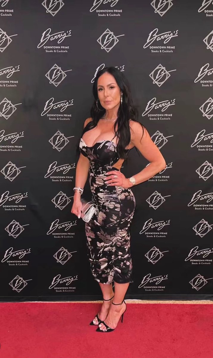 Its_kendra5's tweet photo. Thank you always @BarrysPrime for taking care of me always &amp; @RichardWilk my favorite restaurant in #vegas ❤️ https://t.co/MddId4Iejx