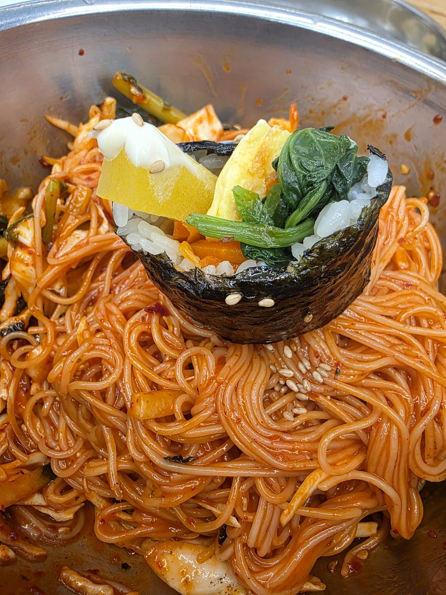 중냠밥 tweet media