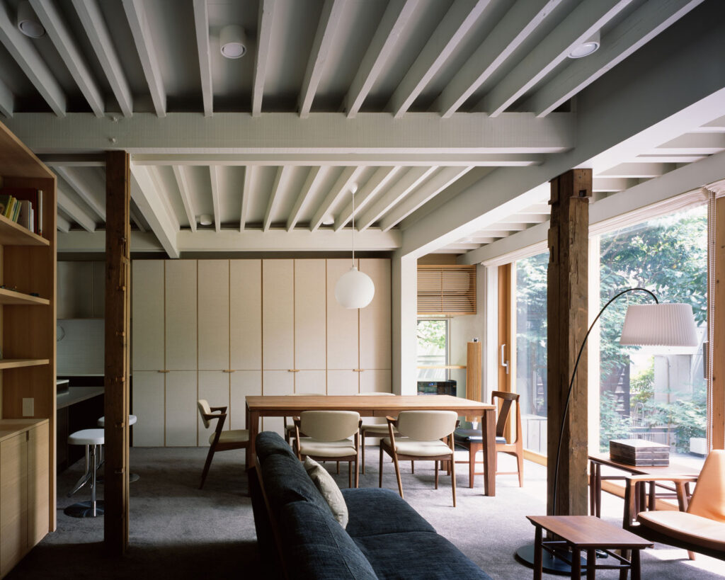 job_archiphoto's tweet photo. 【建築求人情報】

ラブアーキテクチャー / 浅利幸男が、設計スタッフ（経験者・既卒・2026年新卒）を募集中

https://t.co/Y51f8czO8v

by @archiphoto #ad https://t.co/6vBfU2OMvr