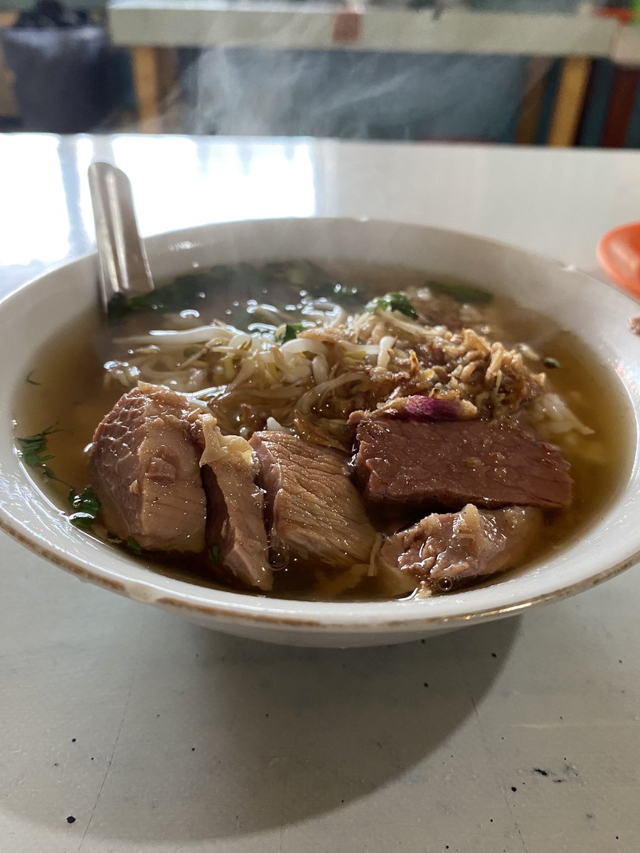 JamesJGuild's tweet photo. Soto sapi, never misses https://t.co/239PPT86zP