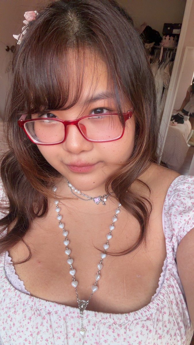 sleepiedoves's tweet photo. yui  nation  did  you  miss  me ??? https://t.co/yDQ0mbPTNd